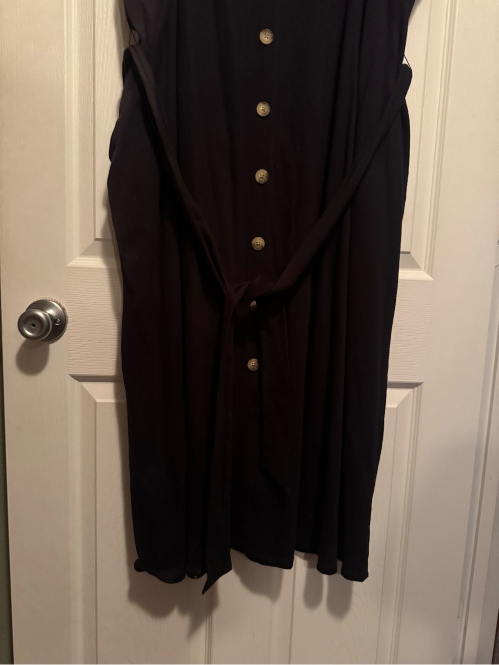 Ava & Viv Sz 3X Black Faux Button-Front Midi Dress with Tie Waist & Square Neck - Picture 7 of 12